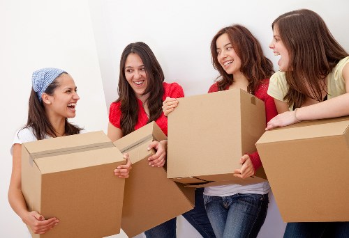 Student storage options in Haggerston for boxes and luggage